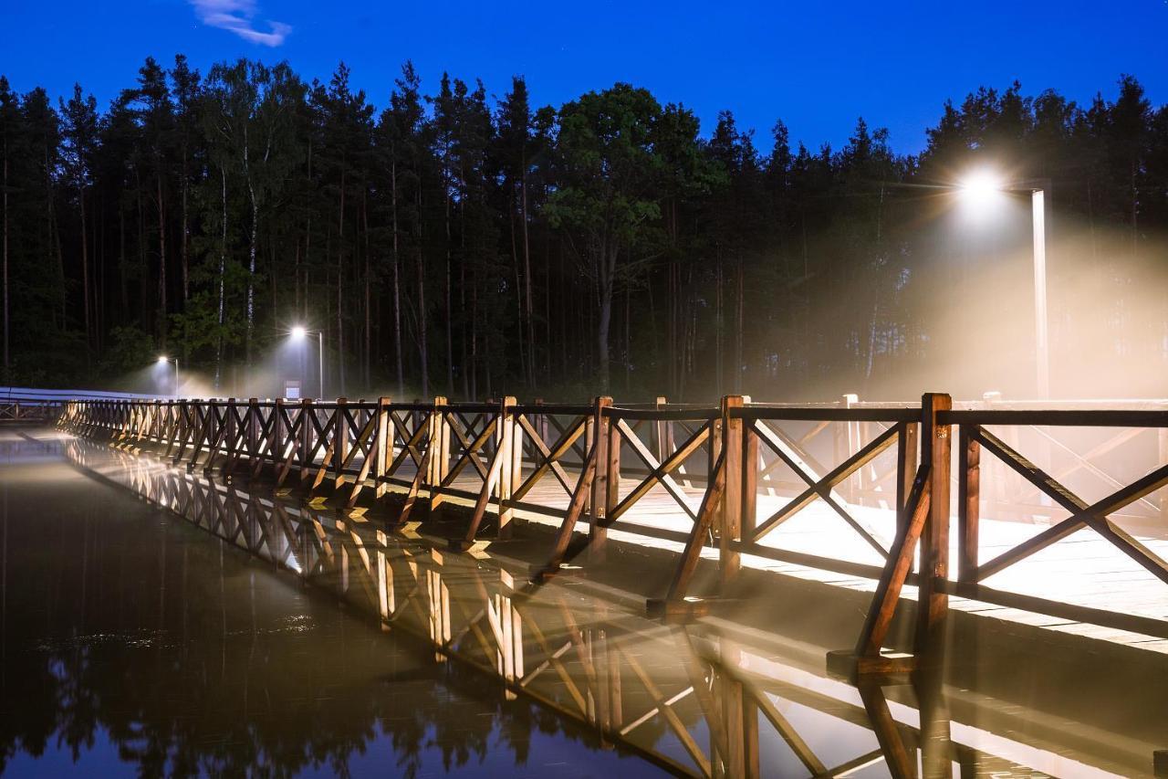 Dębowy Dwór Ruda Rozaniecka Exterior foto