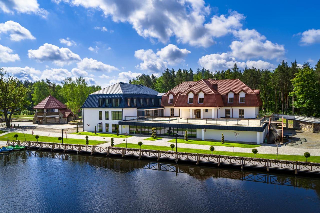 Dębowy Dwór Ruda Rozaniecka Exterior foto