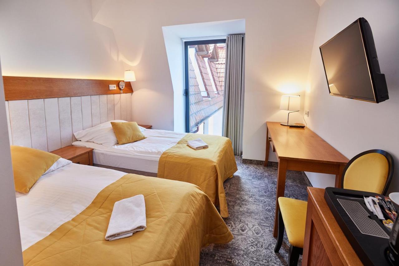 Dębowy Dwór Ruda Rozaniecka Quarto foto