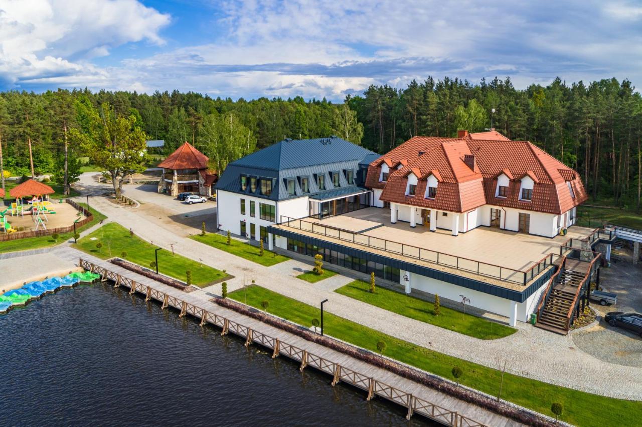 Dębowy Dwór Ruda Rozaniecka Exterior foto